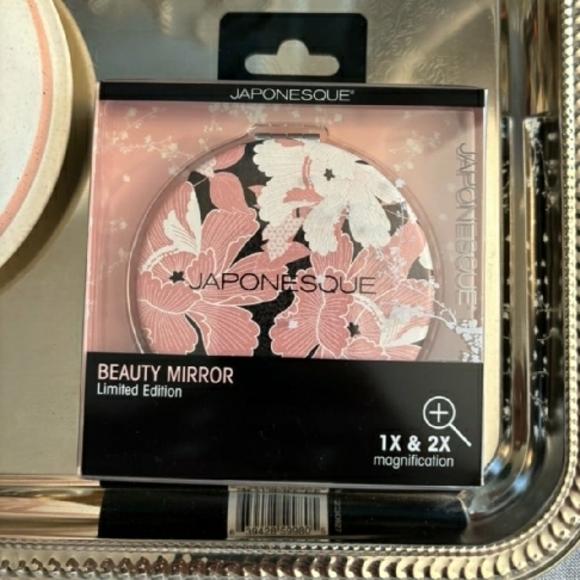 Japonesque Pink Floral Beauty Mirror - Picture 3 of 4